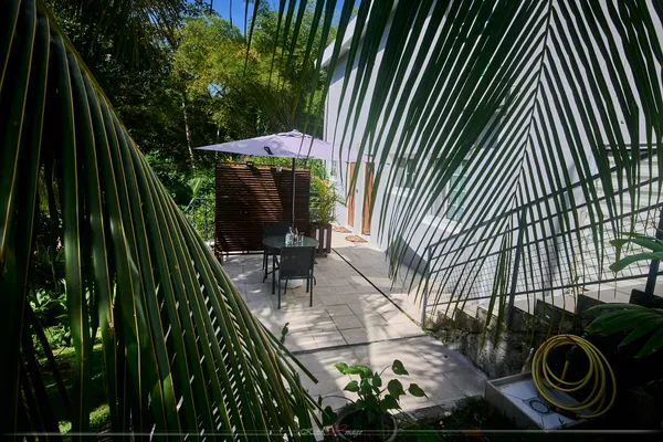 appartement Bas de Villa F2 — Central & Calme à Fort-de-France