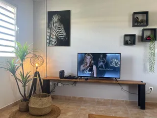 Cayenne Chic 2