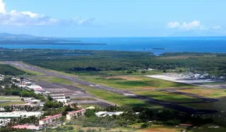 Aéroport Pointe-à-Pitre Les Abymes : arrivée et transferts