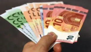 Argent en Martinique : carte, espèces et frais bancaires