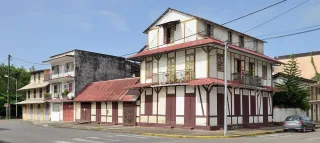 Cash-flow d'un investissement locatif en Guyane : simulation chiffrée