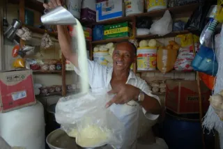 Couac et cassave : tout savoir sur le manioc, base de la table guyanaise