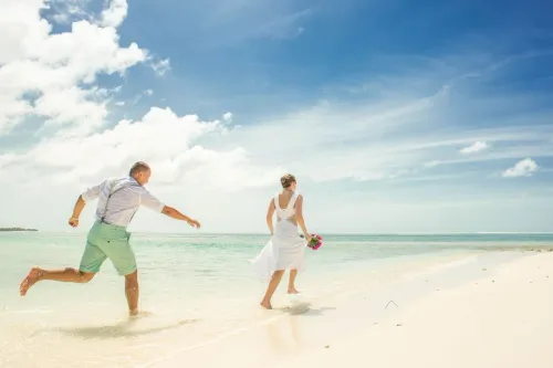 Destination wedding en Guyane : organiser le mariage-voyage dont vos invités parleront