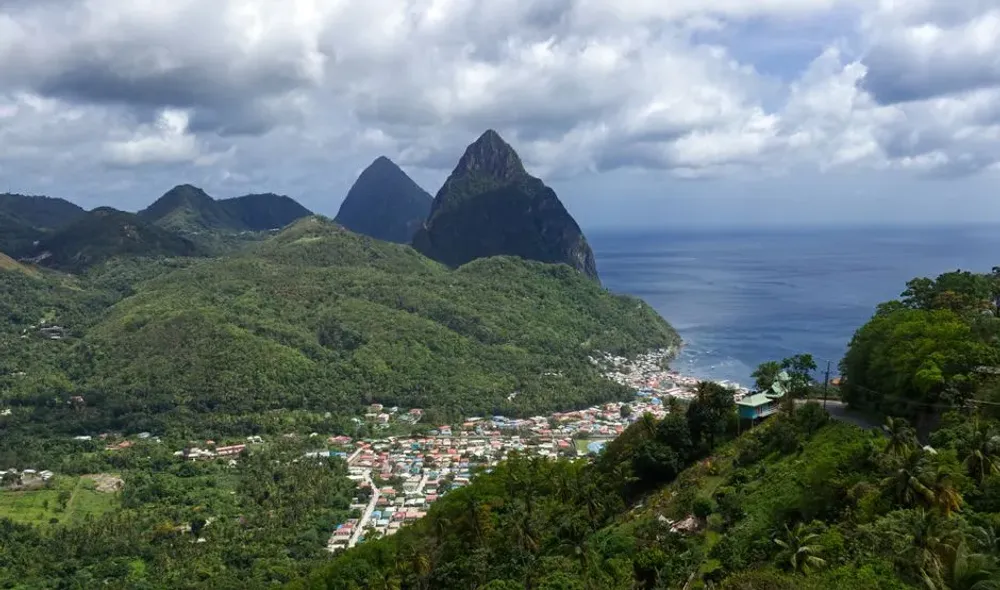 Dominique ou Sainte-Lucie depuis la Martinique : le guide