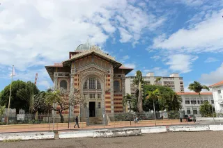 法兰西堡音乐节与海角爵士：住在哪里