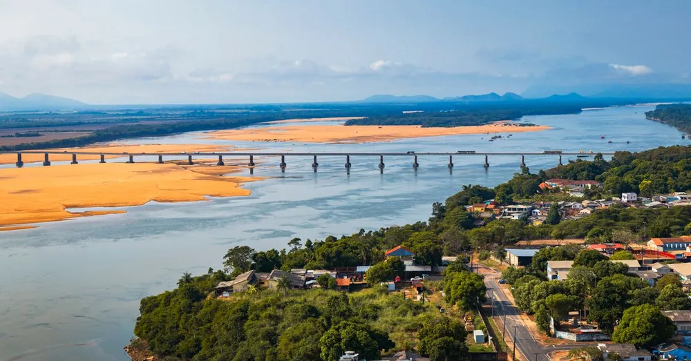 Crossing the Border: French Guiana to Brazil at Saint-Georges-de-l'Oyapock