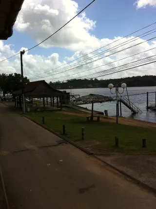 Passer la frontière : Guyane-Brésil à Saint-Georges de l'Oyapock