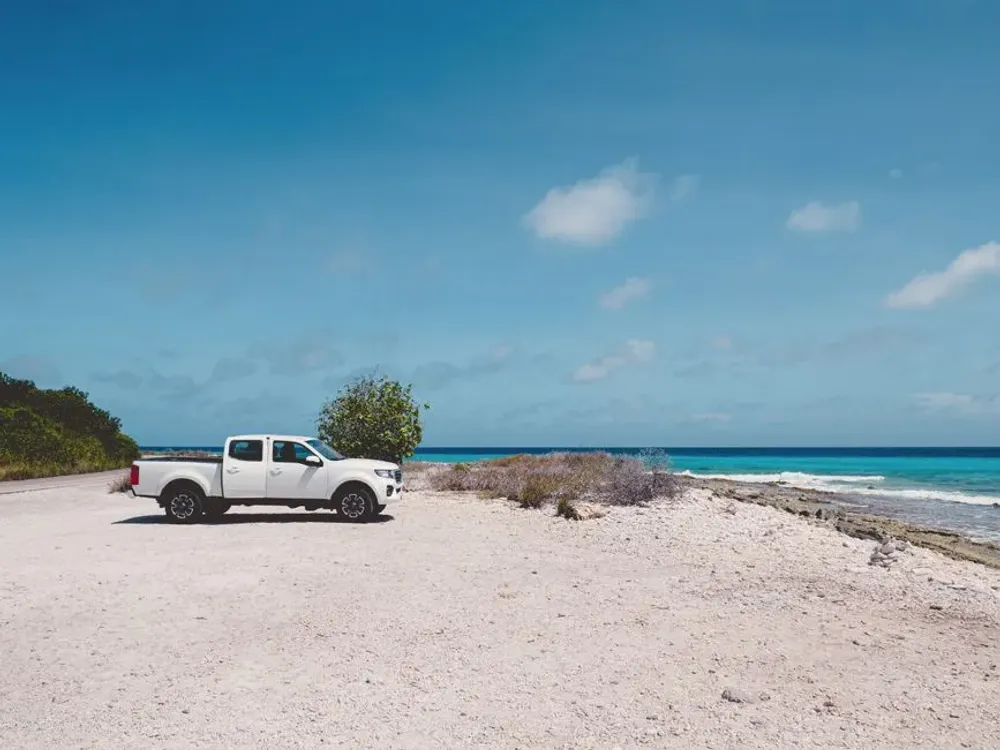 Location de voiture en Guyane, Martinique & Guadeloupe : le guide (2026)