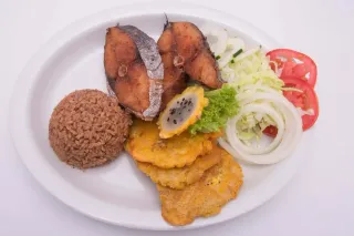 Lolos de Martinique : où manger créole pas cher et authentique
