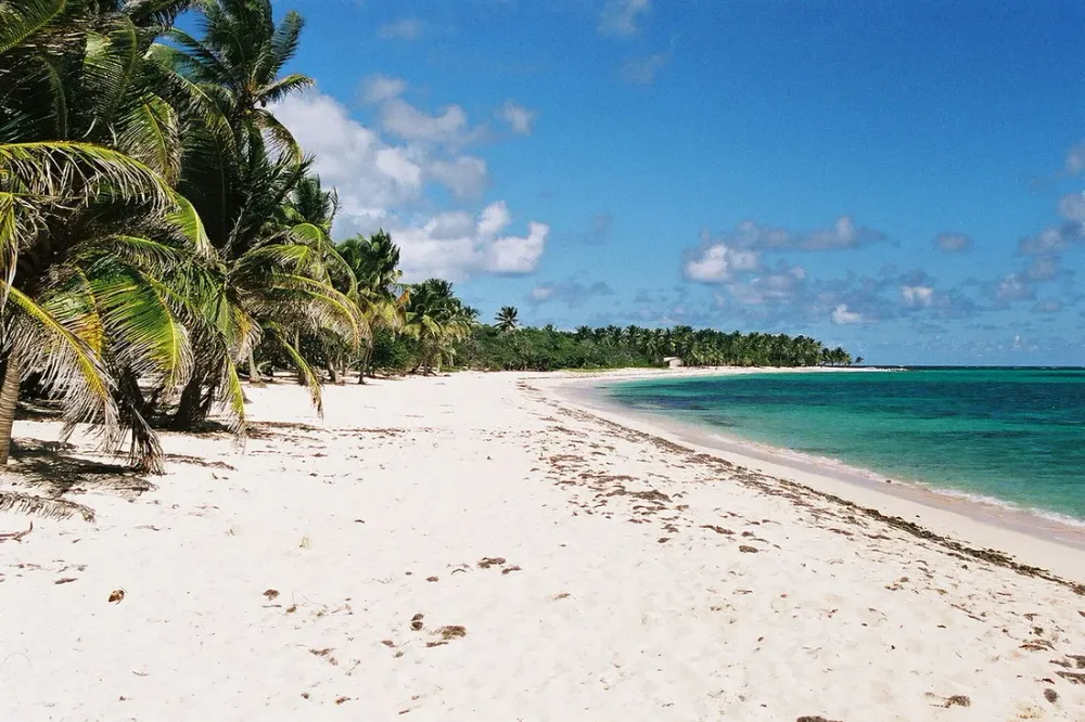 Marie-Galante : plages de la Grande Galette et anses tranquilles