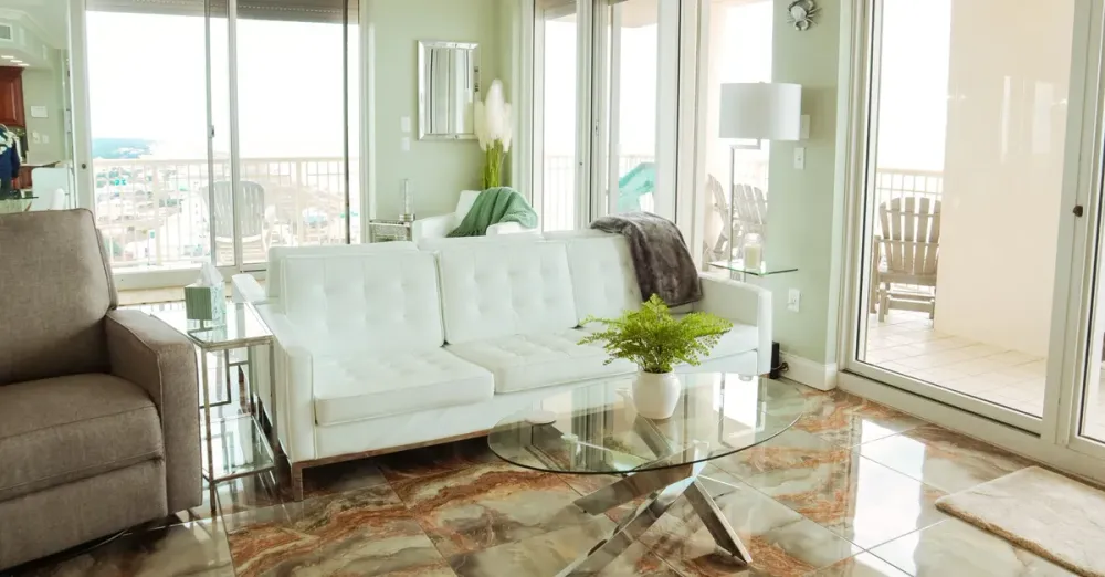 Micro-BIC vs. Régime Réel for Your Furnished Rental in French Guiana: The Numbers Compared