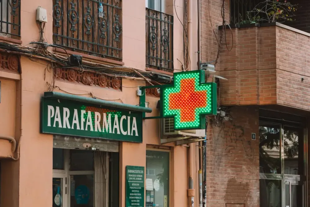 Pharmacie et urgences en Guadeloupe : numeros et reflexes