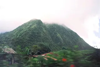 卡尔贝峰群：挑战登顶拉克鲁瓦峰与布歇峰