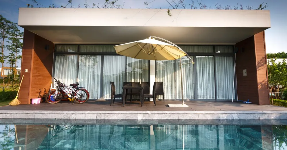 Ganho de capital imobiliário em Guadalupe: a tributação na revenda de um imóvel mobiliado