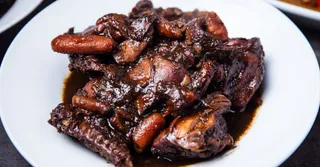 O que comer na Martinica: 15 pratos crioulos imperdíveis para provar
