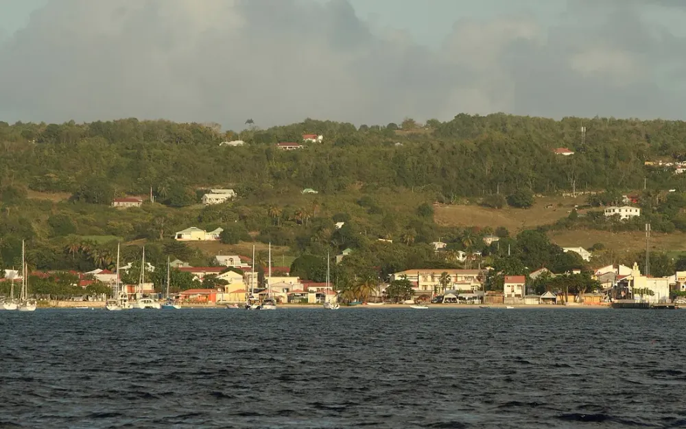 Rejoindre Marie-Galante depuis la Guadeloupe : navettes