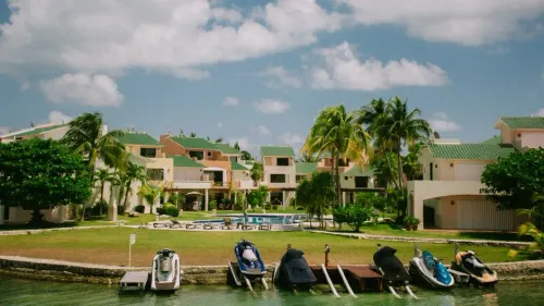 Multipropriété et seuil LMP en Martinique : quand devient-on professionnel