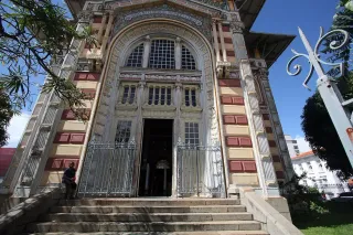Sanitario trasladado al CHU de Martinica: cómo encontrar vivienda