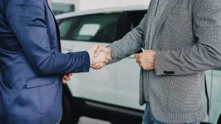 在瓜德罗普用车：买车还是租车？