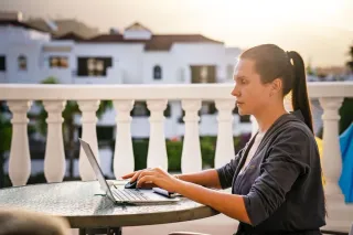 Wifi et espace de travail : l'hébergement pro qu'il faut