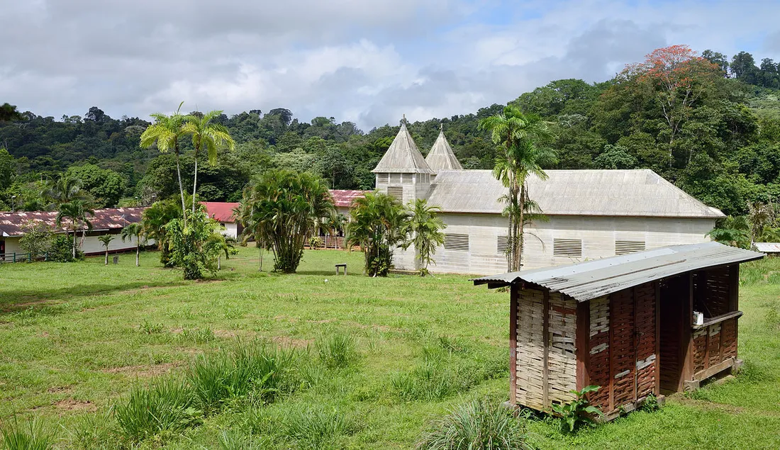 Le centre du village de Saül, en pleine forêt guyanaise